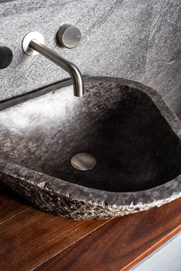 Himalayan Shyama Stone Basin